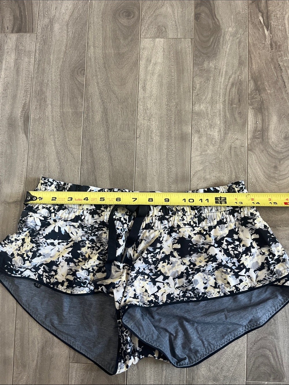 Lululemon Water Surf Reversible Swim Shorts - Picture 5 of 5